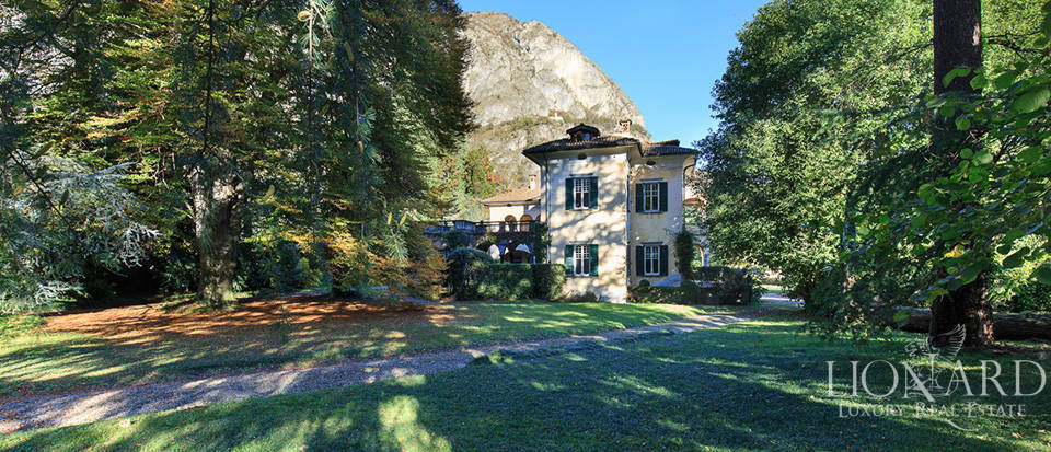 Magnífica vista del lago de Como (Italia)