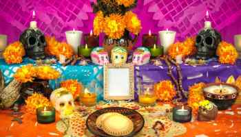 ¿Cómo hacer un altar de muertos en casa?