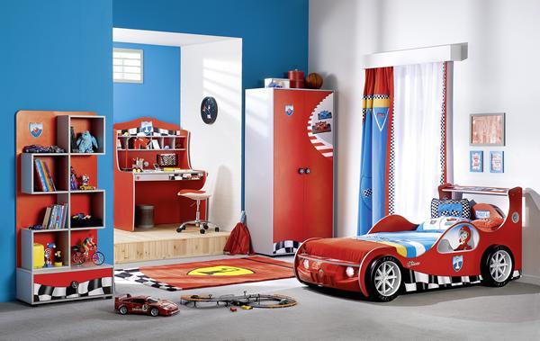 Decoración del coche de la guardería